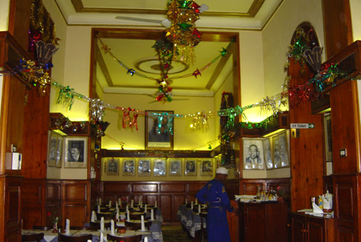 Egypt Cairo Cafe Riche_f7ad0_lg.jpg